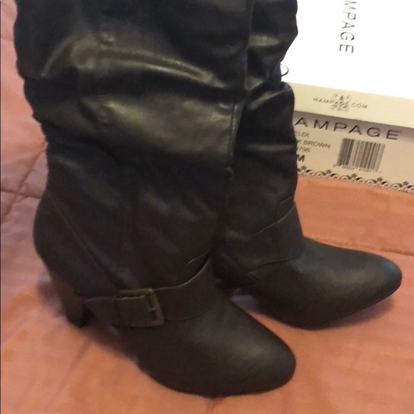 Dart Brown Boots!! - Picture 3 of 4